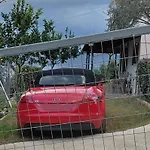 Nyaraló Thalantheia House *