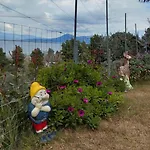 Nyaraló Thalantheia House *